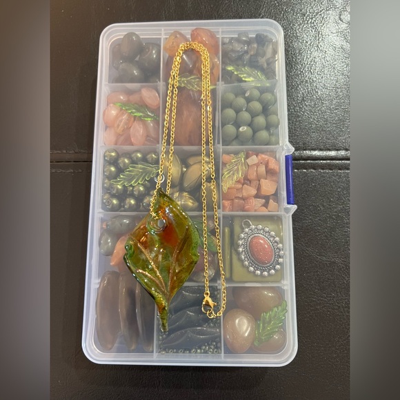 Craft Beads, RUSTY OLIVE - DON’T EAT, Jewelry Supplies, loose bulk beads - Picture 7 of 7